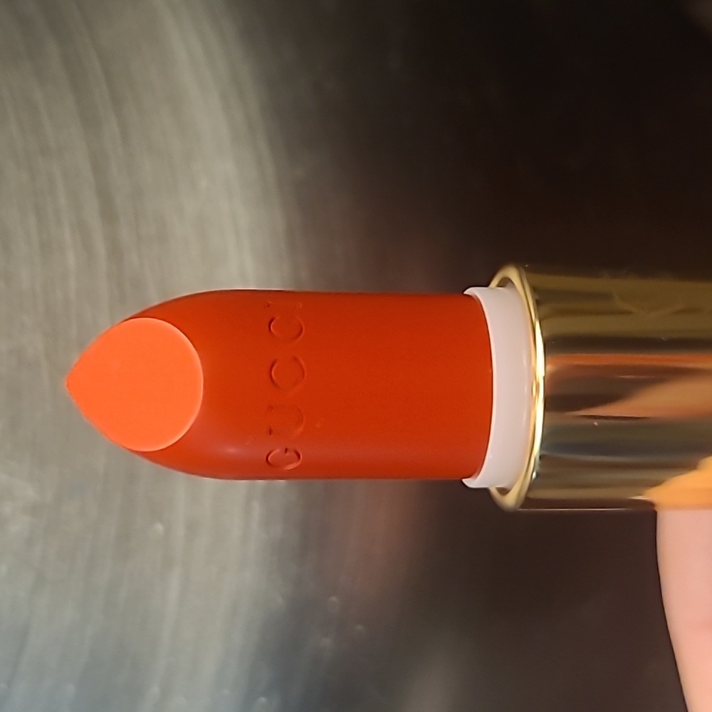 Gucci lipstick TESTER satin constance vermillion 501